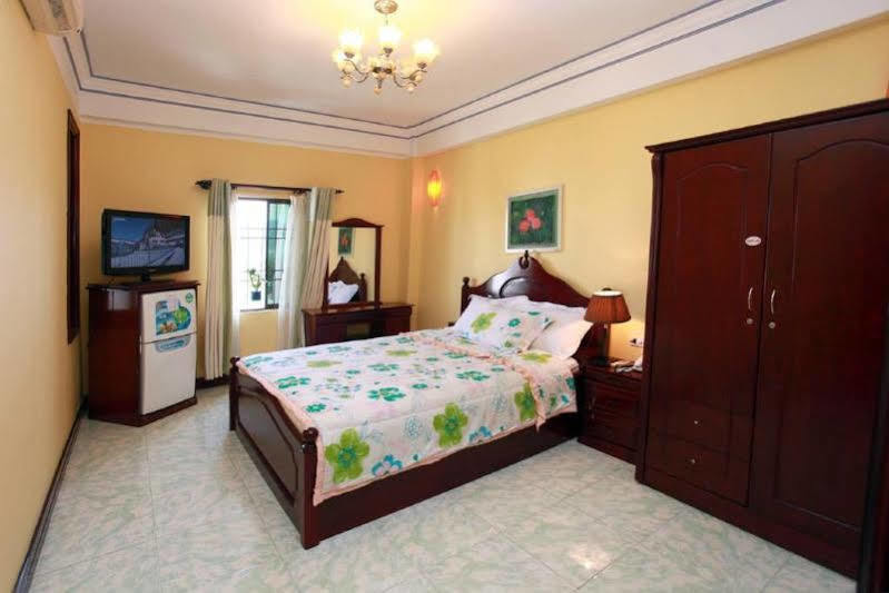 La Suisse Hotel Nha Trang Exteriör bild